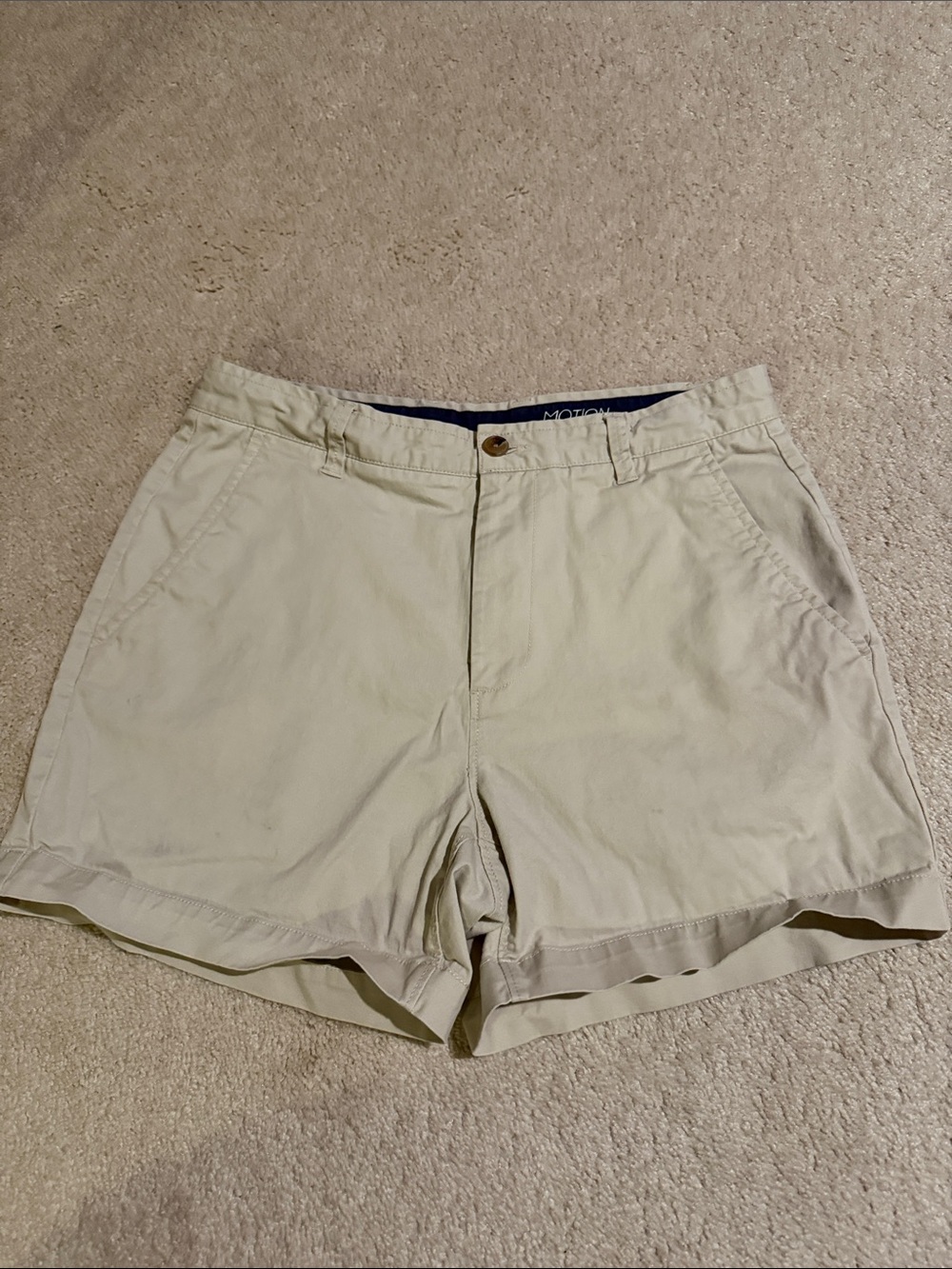 crown & ivy Men's Flat Front Khaki Shorts